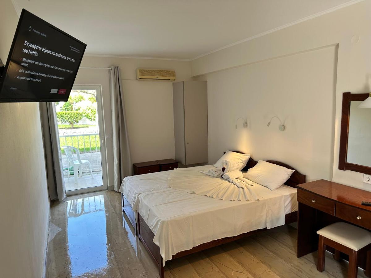 Aggelos Family Hotel Moraítika Eksteriør bilde