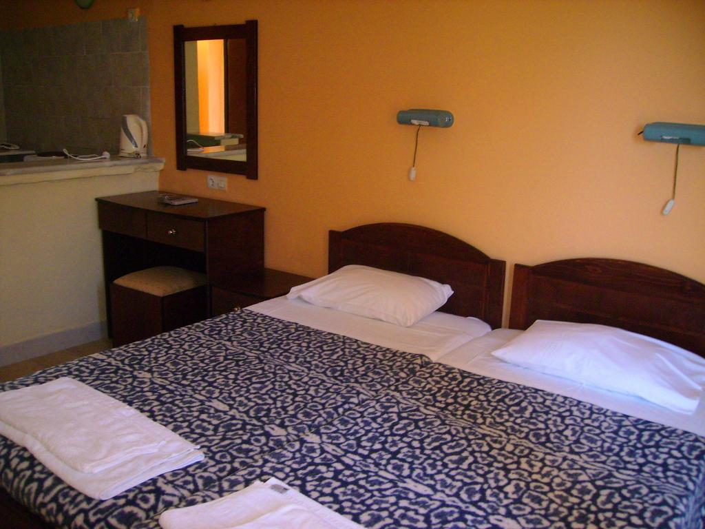 Aggelos Family Hotel Moraítika Eksteriør bilde
