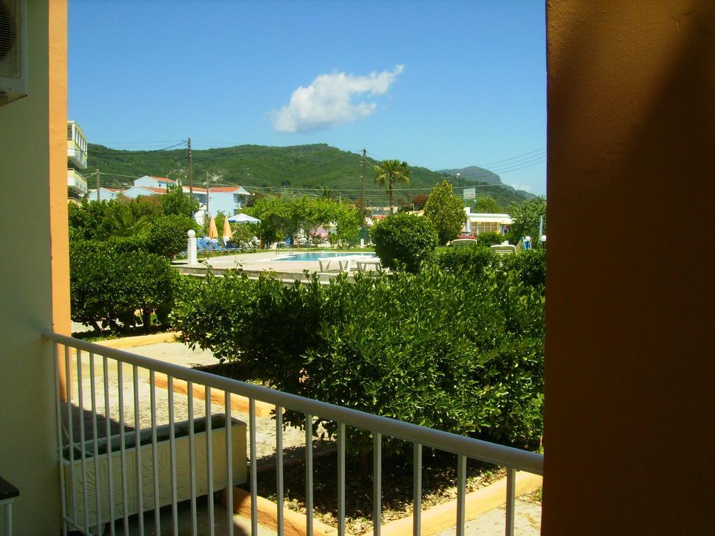 Aggelos Family Hotel Moraítika Eksteriør bilde