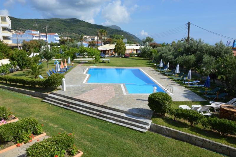Aggelos Family Hotel Moraítika Eksteriør bilde